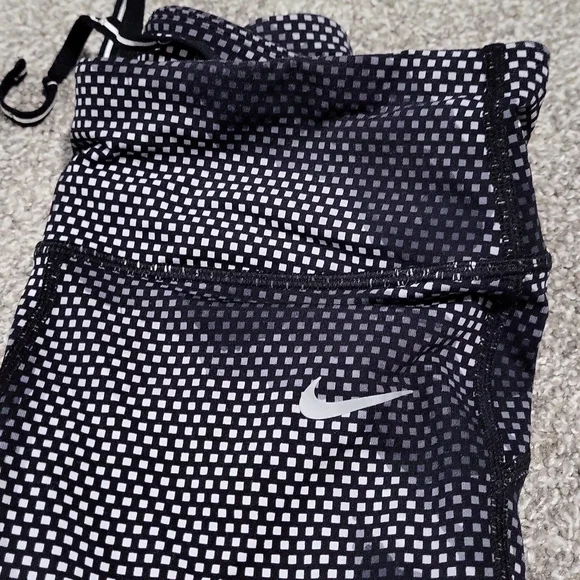 Nike Fitness leggings - Picture 2 of 7
